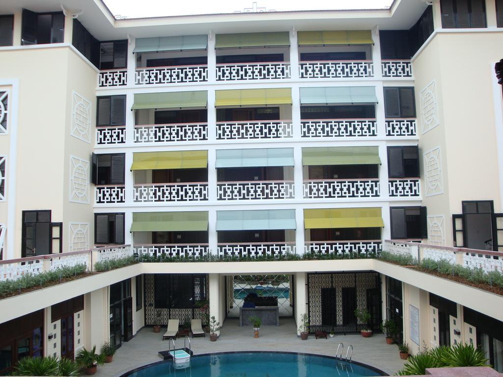 Villa Hue Hotel Bagian luar foto